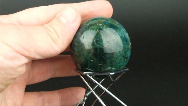 Шар из апатита 170 грамм диаметр 46 мм смотреть онлайн