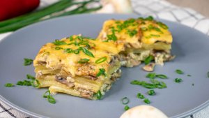 Картофельная запеканка с грибами. Это очень вкусно!