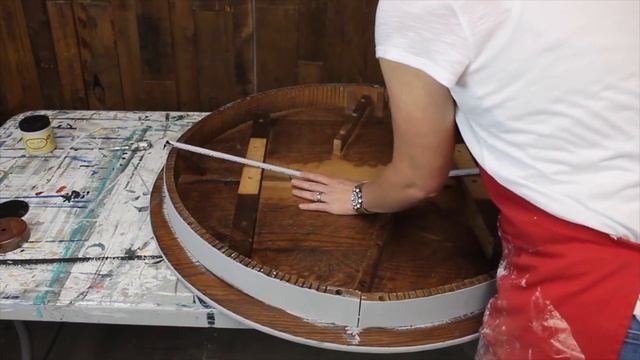 How To Make a Giant Clock from an Old Table смотреть онлайн