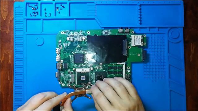 Разборка и техническое обслуживание ноутбука Dell Vostro 1510. смотреть онлайн