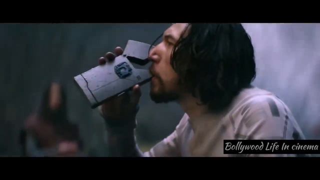 Man crash lands on an unknown planet , But it turns out it is "Earth" in 3978 AD. смотреть онлайн