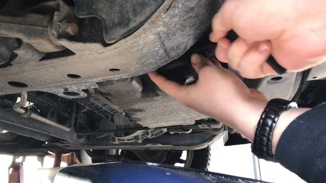 How To Change Your Oil And Filter Volvo 850 Car Oil Change Volvo V70 DIY