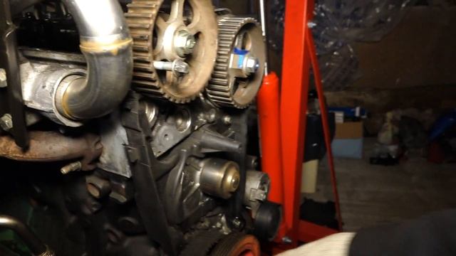 Renault Clio 2 1.5 dCi, Замена двигателя смотреть онлайн