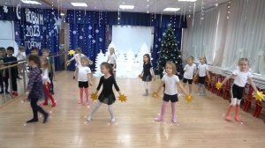 Старшая группа 5 лет. Танец «Звёздная страна»