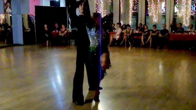 Cecilia and Artur Shvetsov. Rumba at Manhattan Ballroom смотреть онлайн