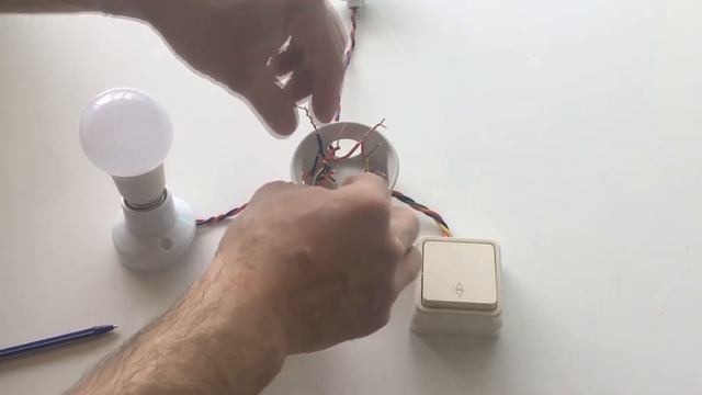 Схема подключения проходных выключателей практичный видеообзор смотреть онлайн