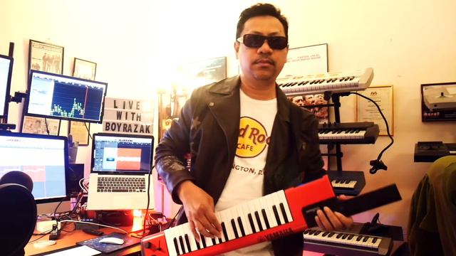 SHS-500 SONOGENIC YAMAHA KEYTAR смотреть онлайн