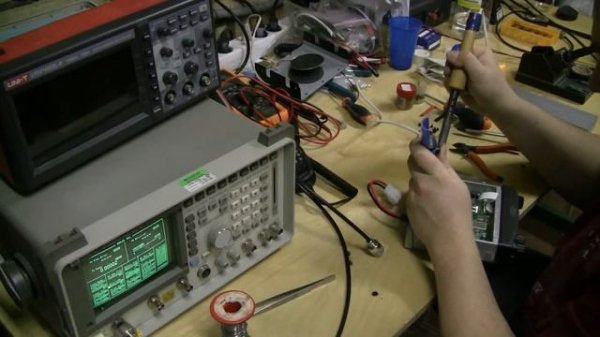 Ремонт мобильной радиостанции YAESU FT-1900R