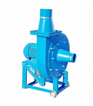 Видео обзор работы зернодробилки пневматической молотковой  "Ур" 2,2 кВт.