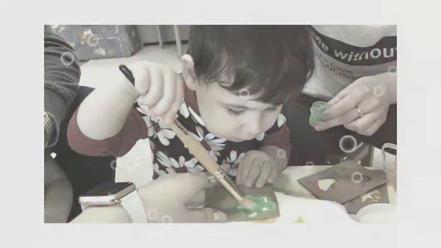 Малыши поздравляют мам с 8 марта! смотреть онлайн