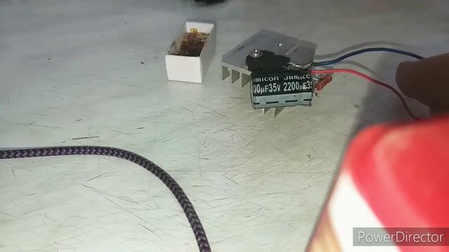 Усилитил на транзисторах d1047 5W басс ??? смотреть онлайн