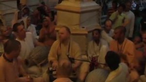 1  Аиндра пр Киртан март 2006 31мин 1436мб)