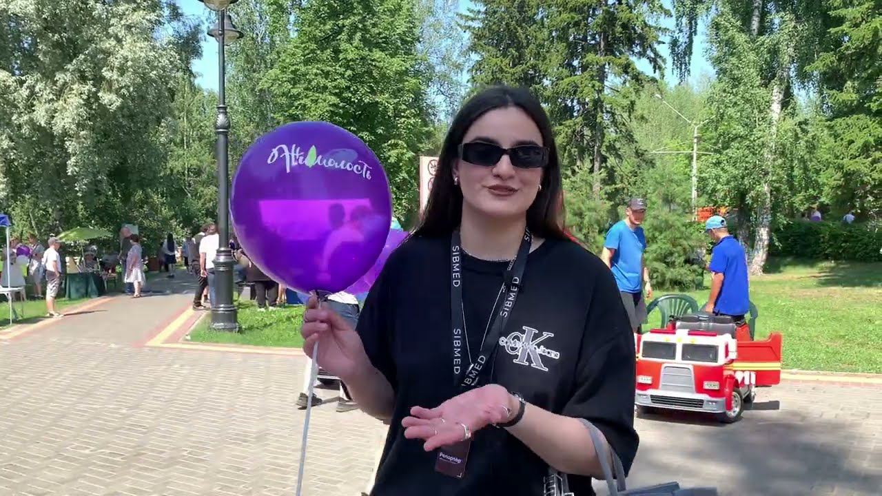 Репортажная съемка с фестиваля "Жимолость" смотреть онлайн
