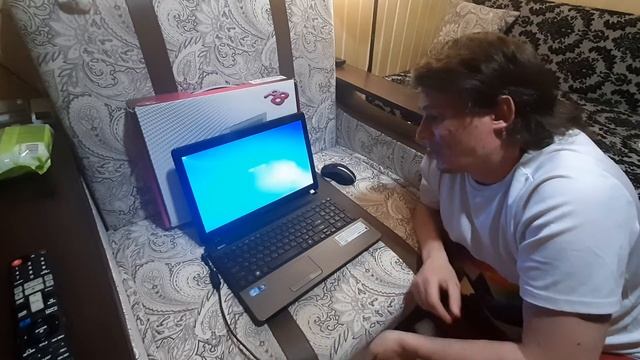 Купил б.у. ноутбук за 7 тыс руб или 99$ с авито. Packard bell p5wso. core i3. смотреть онлайн