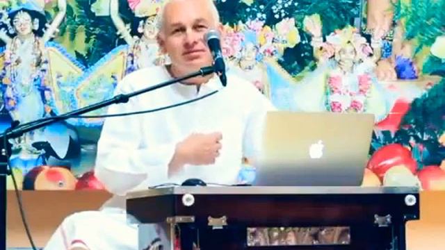 Близкое родство со Святым Именем, Кришной.Е.М. Ачьюта прия пр. Джапа. Повторение Святого имени. Йог смотреть онлайн
