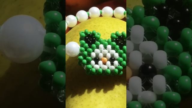 браслет из бисера с кошкой в шапке лягушки?? смотреть онлайн