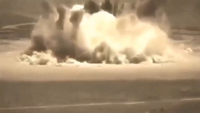 How to write automation script in Python (NOOB vs PRO vs HACKER) смотреть онлайн