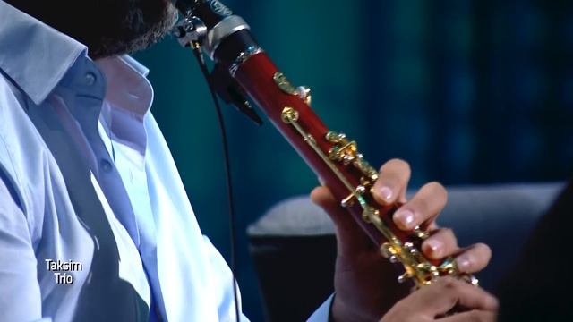 Taksim Trio & İrem Derici - Geri Dön смотреть онлайн