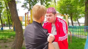 УСТРОИЛИ ОПАСНЫЕ ИГРЫ на КАЧЕЛЯХ!!