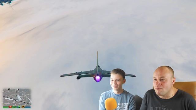 МОЙ ПАПА ИГРАЕТ В ГТА 5 ОНЛАЙН !