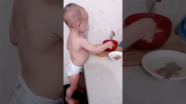 Так мы кушаем суп...