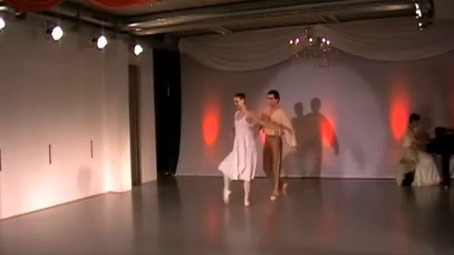 Tanya & Julio Acevedo perform Chopiniana Ballades смотреть онлайн