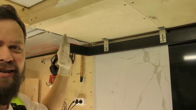 Все это теперь не проблема для натяжного потолка: керамогранит, примыкание к 3D панелям, "дыхание" смотреть онлайн