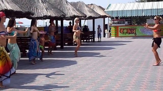 развлекательный танец живота смотреть онлайн