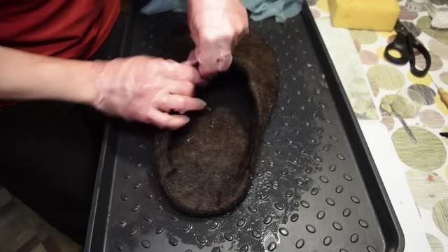 Валяем тапки из шерсти - финал смотреть онлайн