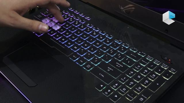 ASUS Strix Scar II GL504 and GL704 by ASUS ROG Republic Of Gamers and differences with Strix Hero I смотреть онлайн