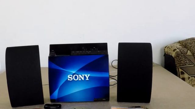 Музыкальный центр Micro Sony CMT-CX5iP (iPod, iPhone, Tuner FM, CD, AUX, USB) смотреть онлайн
