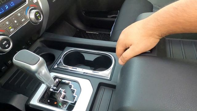 2021 Toyota Tundra 5.7L (381-hp V-8) TRD Sports – Full Visual Review + POV Test Drive смотреть онлайн