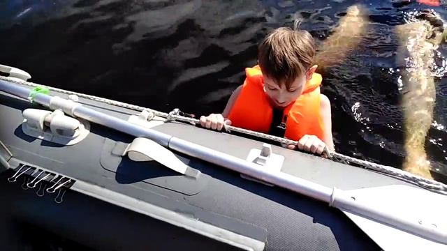 Испытание самодельного трапика из пвх труб на Волге-Матушке!!! смотреть онлайн