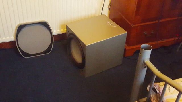 50K Bass Test Subwoofer Monitor Audio RSW12 500 Watt смотреть онлайн