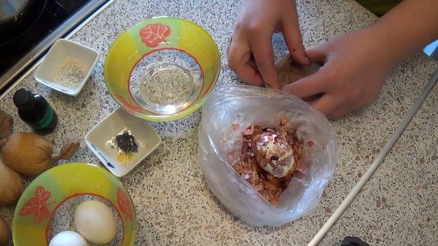 Красим яйца на пасху натуральным красителем. 5 способов покрасить яйца! смотреть онлайн