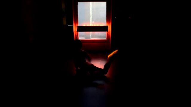 Танцы в темноте смотреть онлайн