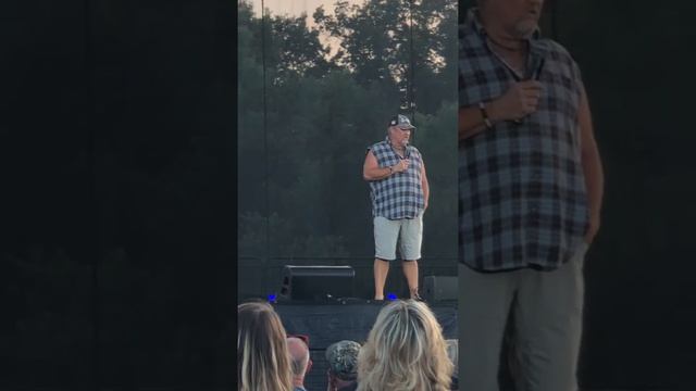 Larry the Cable Guy “Git ‘er Done Condoms” смотреть онлайн