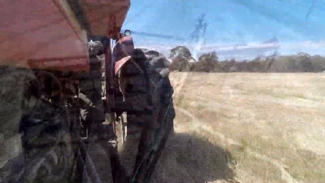 FIRST HARVEST! Raking Hay New Holland 55 Rolabar Rake & MF135 Vintage Farming at Rusted Iron Ranch смотреть онлайн