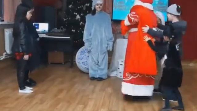 815 Театральная студия «Созвездие Медведицы»Как то разпод рождество 2 смотреть онлайн
