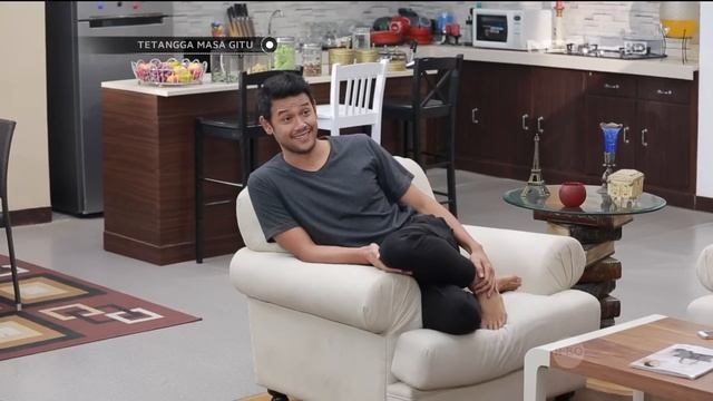 Teman Masa Gitu - Part 2/4 | Tetangga Masa Gitu? S02 E84 | NetMediatama смотреть онлайн