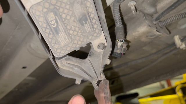 Citroen DS4 Nox sensor replacement P2202 P2A00 U029D смотреть онлайн