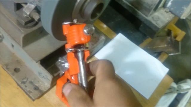 Приспособление для заточки свёрл от 3 до 19мм drill grinder смотреть онлайн