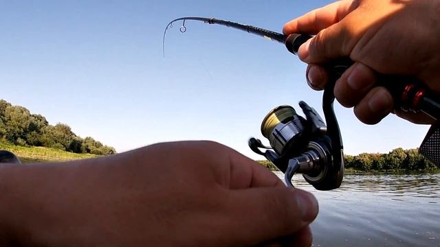 Рыбалка на Оке. Береговой Джиг. Fishing. finezza prototype. смотреть онлайн