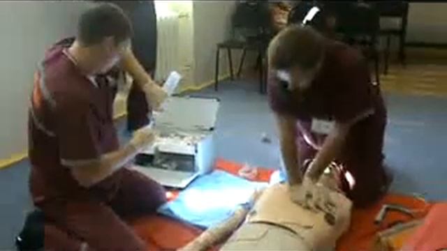 Техника проведения СЛР смотреть онлайн