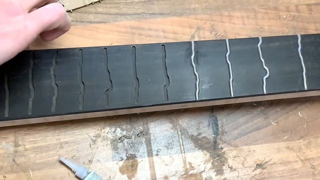 Luthier Video Installing and Crowning 2nd Generation Stainless Steel True Temperament Frets смотреть онлайн