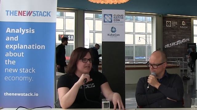 Kris Nova of Deis at CouldNativecon/Kubecon in Berlin смотреть онлайн