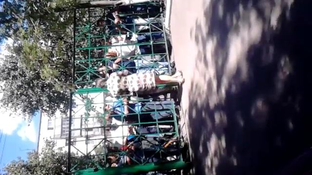 Пензенских мигрантов выставили за здание УФМС смотреть онлайн