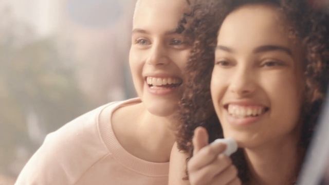 Линия для молодой кожи My Clarins смотреть онлайн