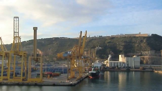 Порт Барселона. смотреть онлайн