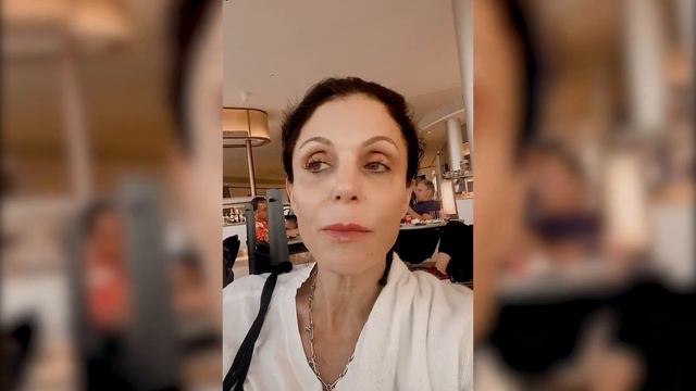 Italy Anti-Tourist Tips for Summer Vacation with Bethenny Frankel смотреть онлайн